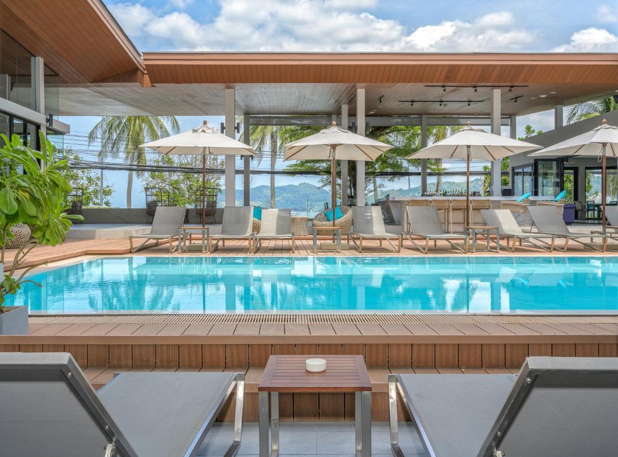 Liv Phuket Beachfront Hotell 4*